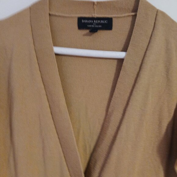 Banana Republic Factory Women's Forever Sweater Camel SZ M GUC - Picture 4 of 7